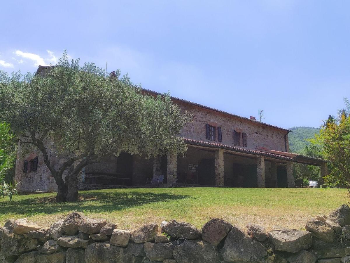 Atmospheric Apartment In Authentic House Near Beautiful Sasso Pisano Exterior photo